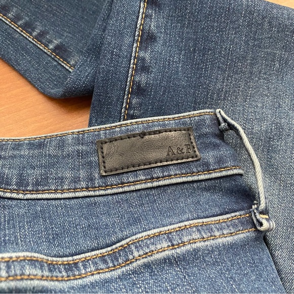Abercrombie & Fitch Simone High Rise Super Skinny Distressed Jeans Size 4 - Picture 5 of 10